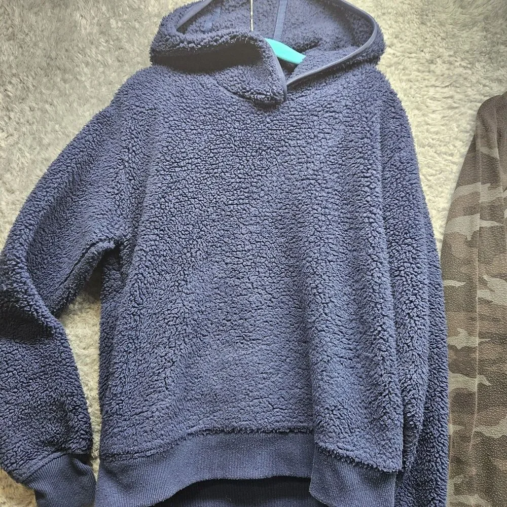 Athleta Girl Sweaters Black Camo Blue Hoodie Size 8-10 Medium Casual Athletic
